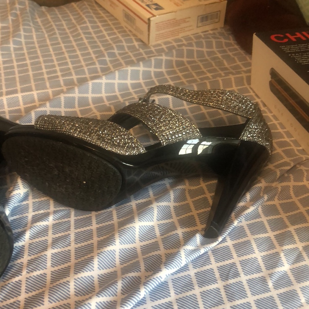 Michael kors shoes us8 - Picture 3 of 4
